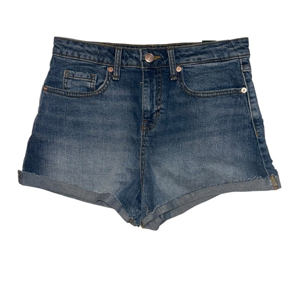 wild fable Pants - Wild‎ Fable High-Rise Rolled Cuff Shorts NWT Women’s 4/2.5” Inseam Medium Wash